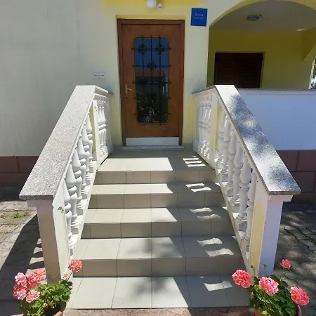 Apartment Stanko Petrčane